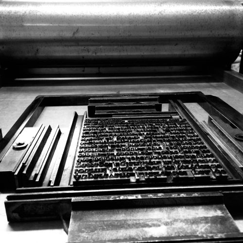 2018_livre_d_artiste_2000px_8 Olivier Moulard, réalisation d'un livre d'artiste, 24 poèmes imprimés et illustrés, typographie et lithographie polyester.